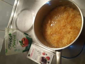 Light grapefruit jam