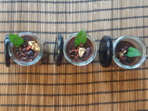 Cocoa custard. Topping