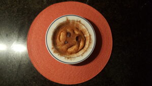 Apple maca ginger lemon topping : cinnamon, cookie and black chocolate 