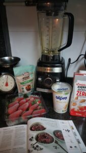 Home made strawberry ice cream 