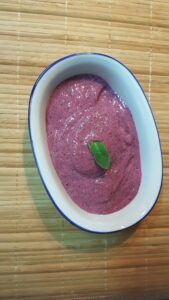 Home made blueberries ice-cream 