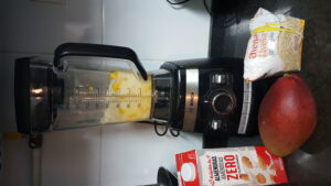 Home made smoothy: whole oat bran, mango, almond milk